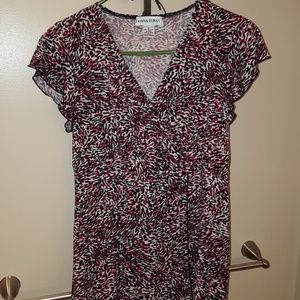Fun flowy top M
